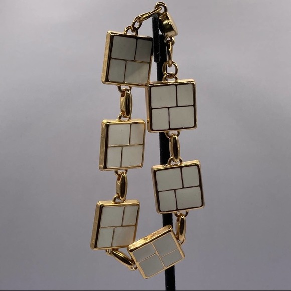 Cream and Gold Bracelet - Picture 1 of 4